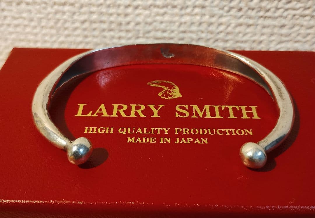 LARRY SMITH バングル
