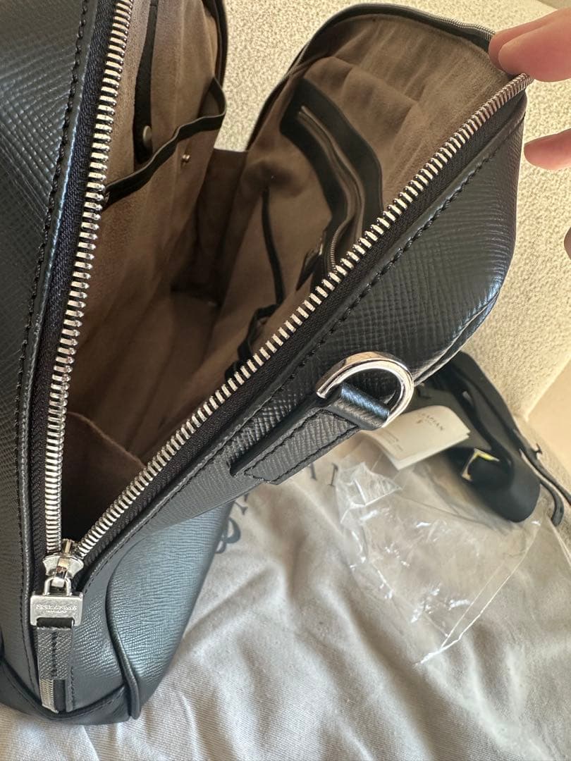 SERAPIAN スリムブリーフケース ブラック