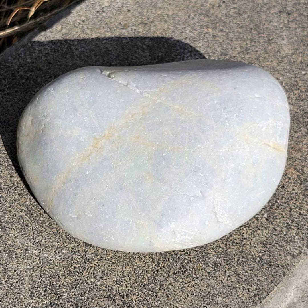 海石　宮崎海岸　ラベンダー翡翠　糸魚川　ヒスイ　翡翠