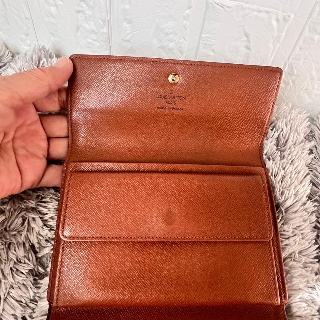 ルイヴィトン　ポルトトレゾール　エテュイパピエ　　モノグラム　折り財布