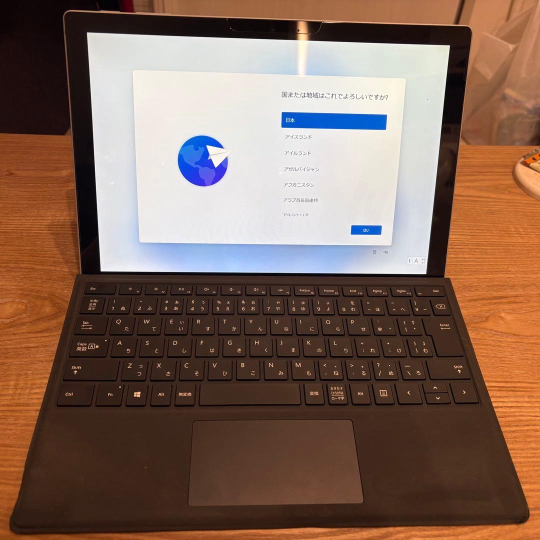 Surface Pro5 メモリ8GB SSD256GB LTE キーボード付き