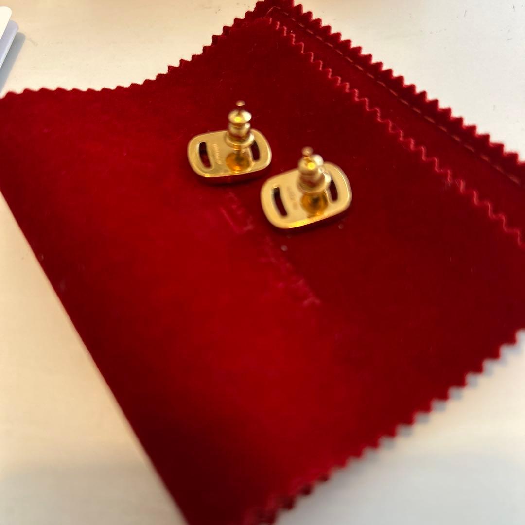 美品　フェラガモ　ピアス　ラインストーン