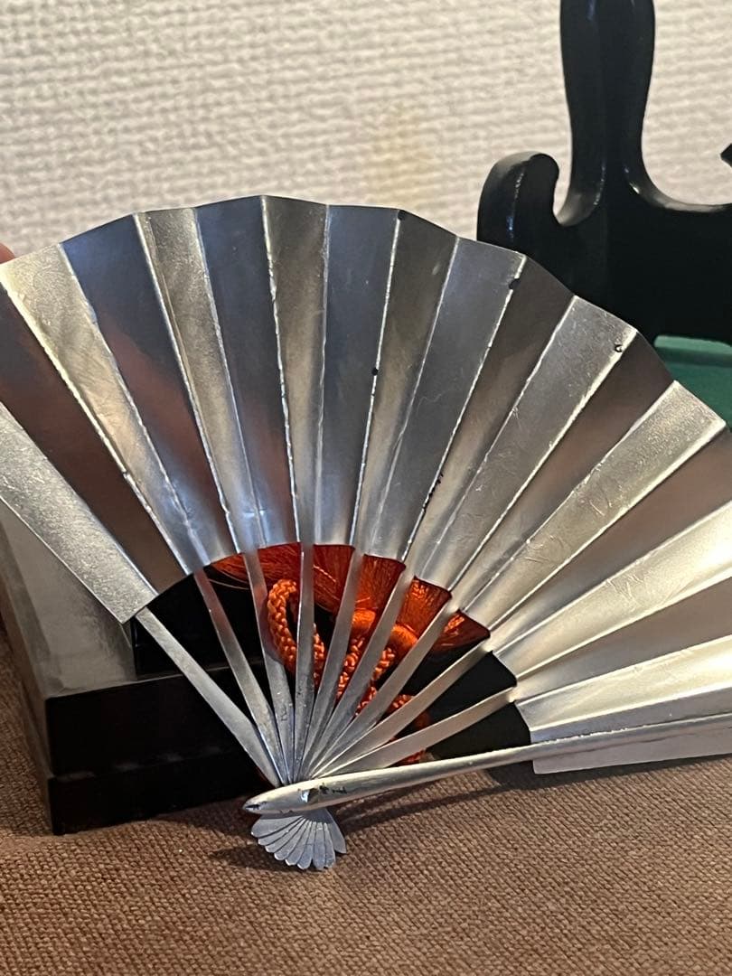 雲山作松梅扇子　扇　ガラスケース付き