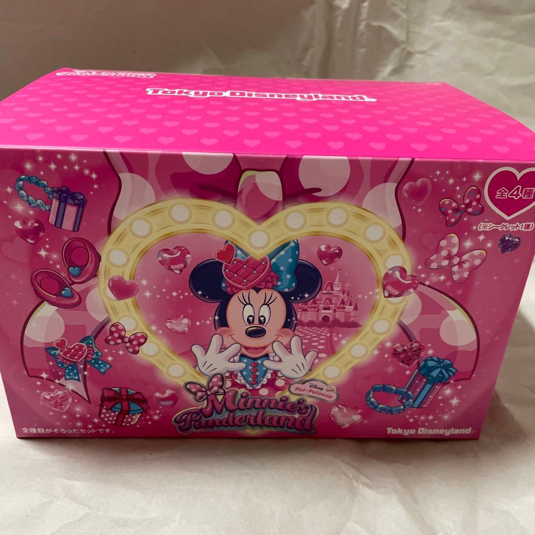 ディズニー　リゾート　ミニー　キーチェーン　セット　４個入り