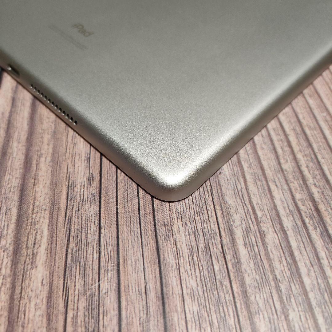 Tome0422　iPad 第7世代 32GB 超美品