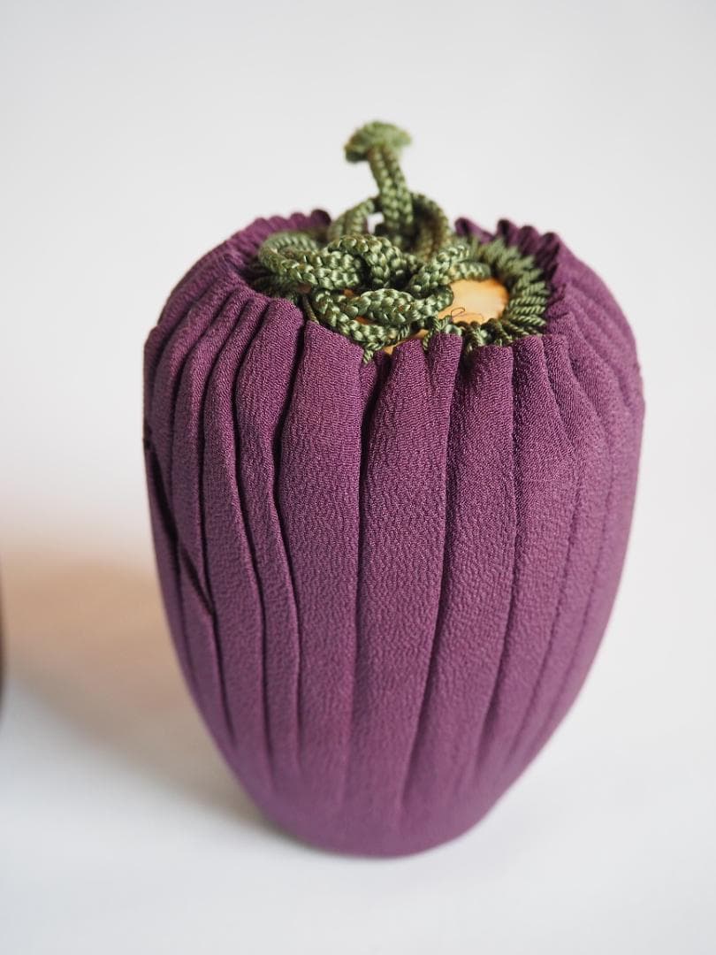 表千家堀内宗完12代兼中斎御書付『瀬戸肩衝茶入』松古窯4代目佐久間勝山造（共箱）