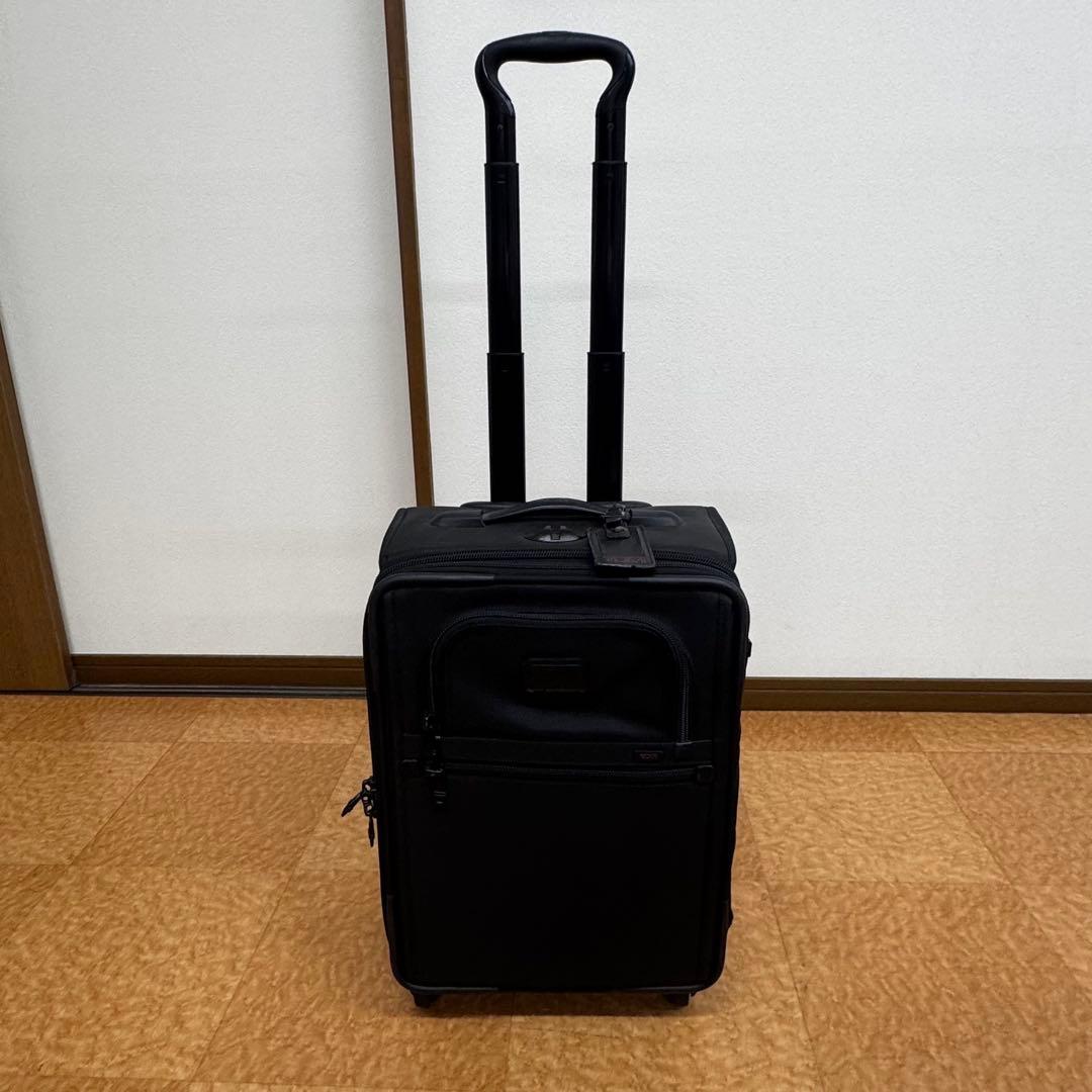 TUMI 22060DH 機内持込みOK4輪キャスター付きスーツケース　トランク