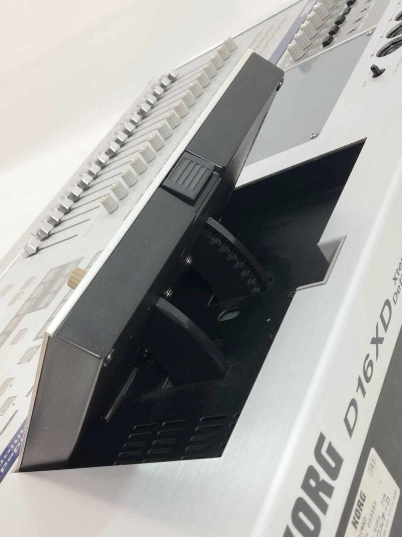 KORG デジタルMTR マルチトラックレコーダー D16XD