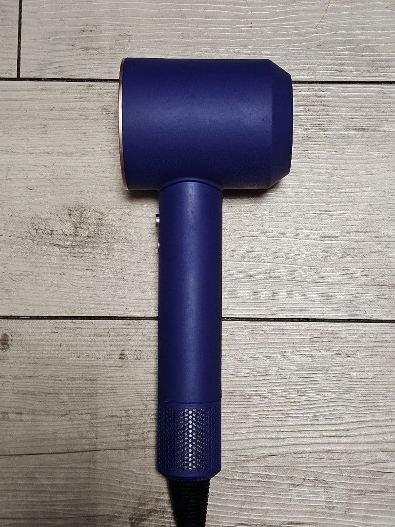 年始限定1点限り　保証付　ダイソン　メンテナンス済み　dyson　hd08 ロゼ