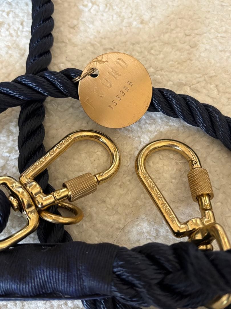 ペット用デニムキャリーバッグ ロープ付 ブランドFound My Animal