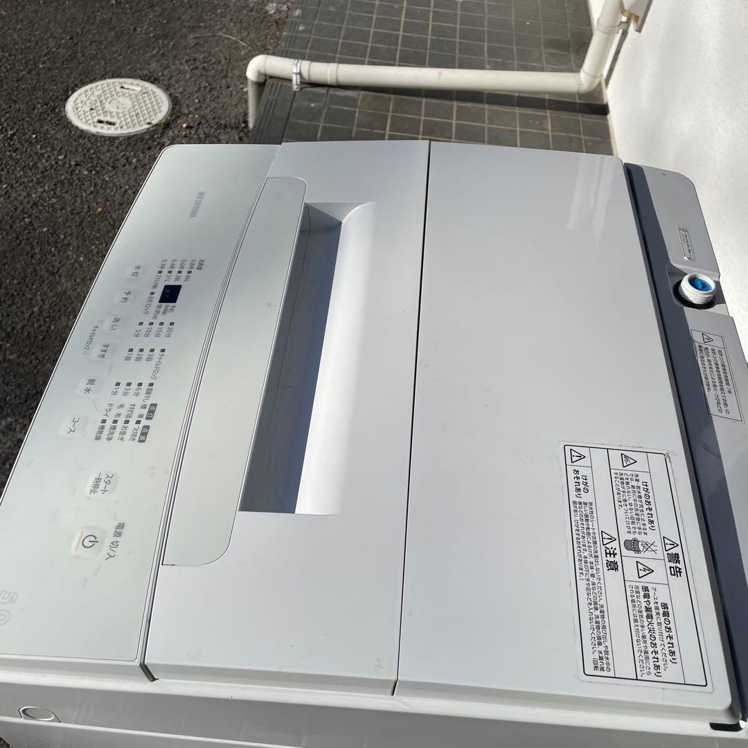 送料込み　アイリスオーヤマ 5kg 洗濯機 IAW-T503E 2022年製