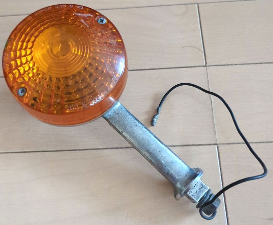 GS750/1000 当時もの純正ウインカー4個セット、スペアレンズ&電球付き