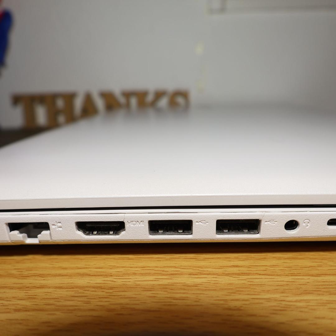 人気の白！Win11公式対応Corei7/メ12G/新品SSD/ブルーレイ/無線