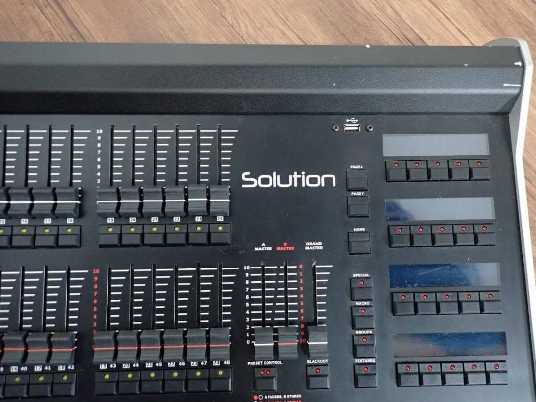 zero88 Solution ライティングコントローラー 照明調光卓49866