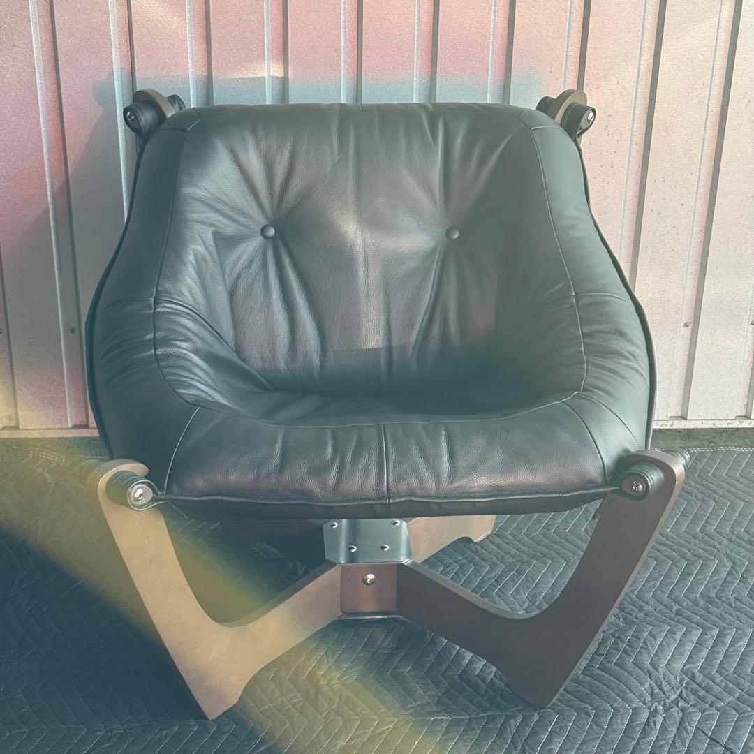 ギャラクシー ルナ ローバック パーソナルチェア 革張 ブラック　本革