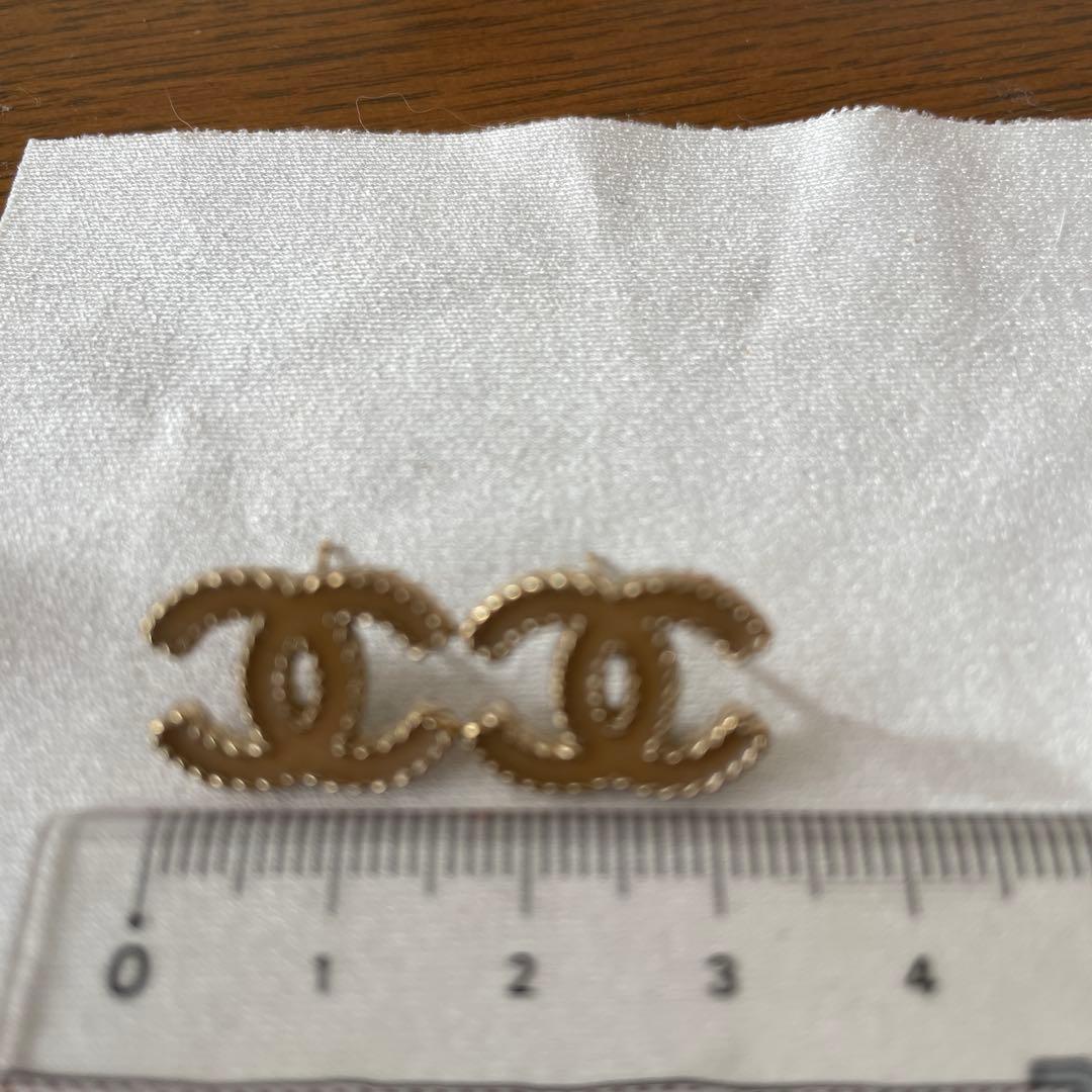 シャネル ピアス