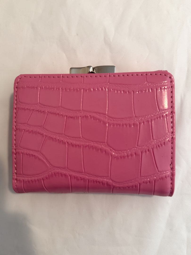 【新品未使用】Vivienne Westwood 三つ折り財布 ピンク 大人気