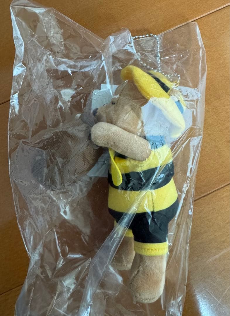 くまのプーさんぬいぐるみM +ハチミツ美味しいプーさんマスコット限定品2体セット