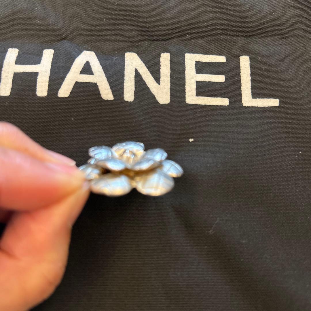 シャネル　正規品　ブローチ　カメリア