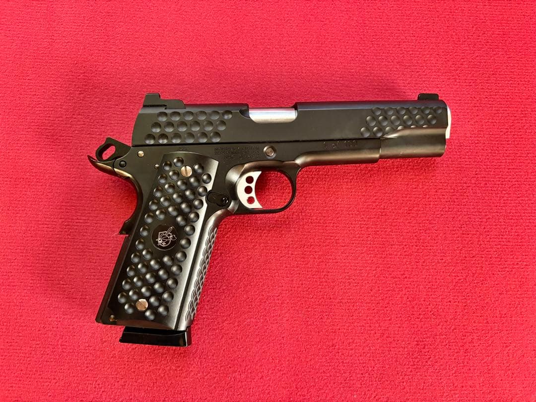 100 挺限定 KNIGHT HAWK custom ／WA