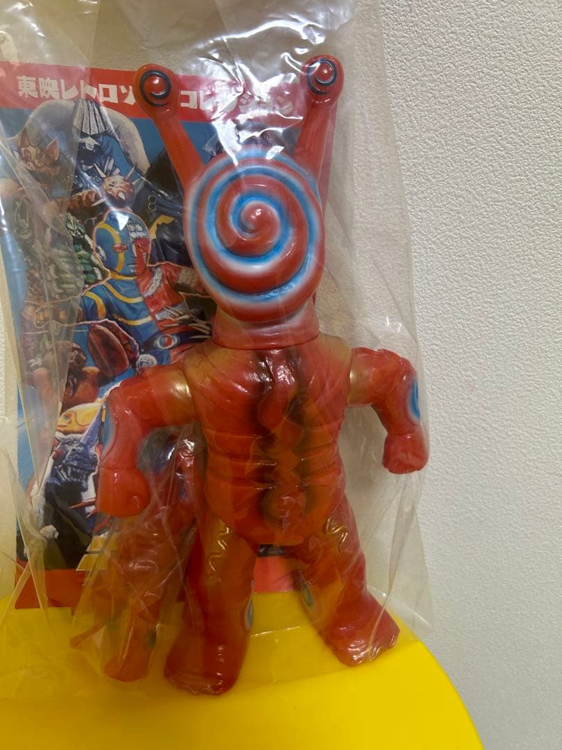 メディコムトイ ソフビフィギュア　 ダイダイカタツムリ(新色) ミニソフビ付き