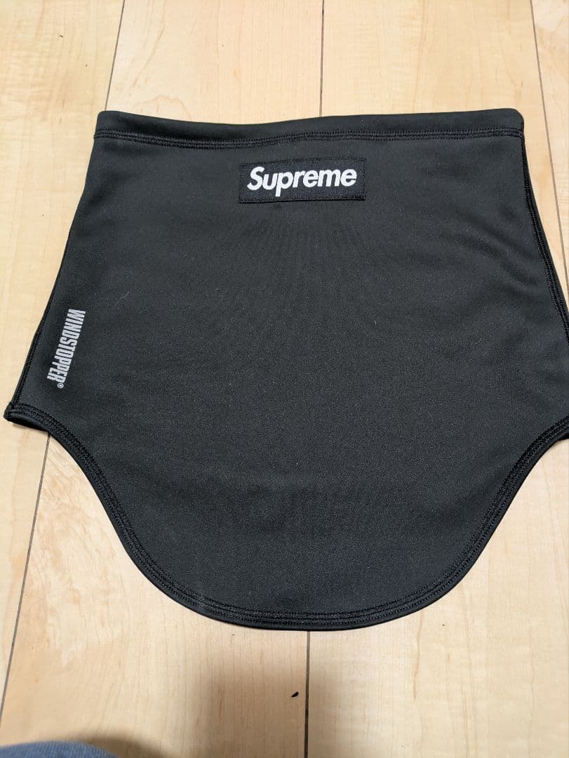 Supreme WINDSTOPPER Neck Gaiter　2022FW