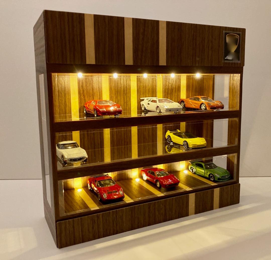 1/64展示21台可・ ウォールナット＆メープル・ディスプレーBOX/ジオラマ