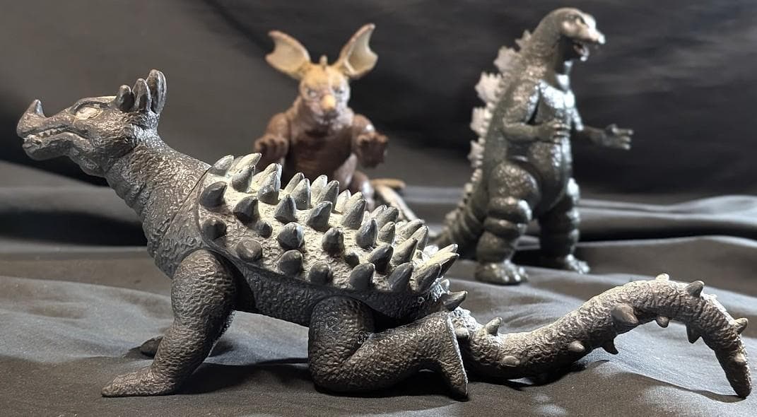 昭和ゴジラ＆アンギラス＆バラゴン（ヤマカツ）ソフビフィギュア３体セット