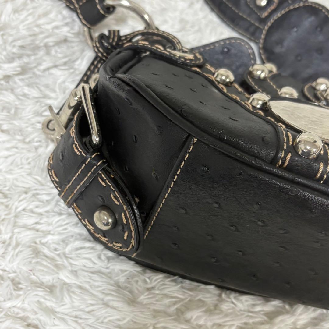 GUESS ゲス　Y2K ショルダーバッグ スタッズ　オーストリッチ型押し