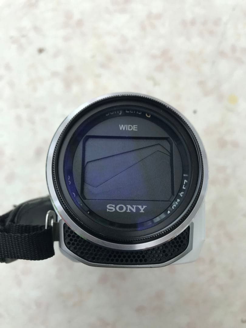 ソニーハンディカムHDR-CX535ホワイト付属品勢揃い