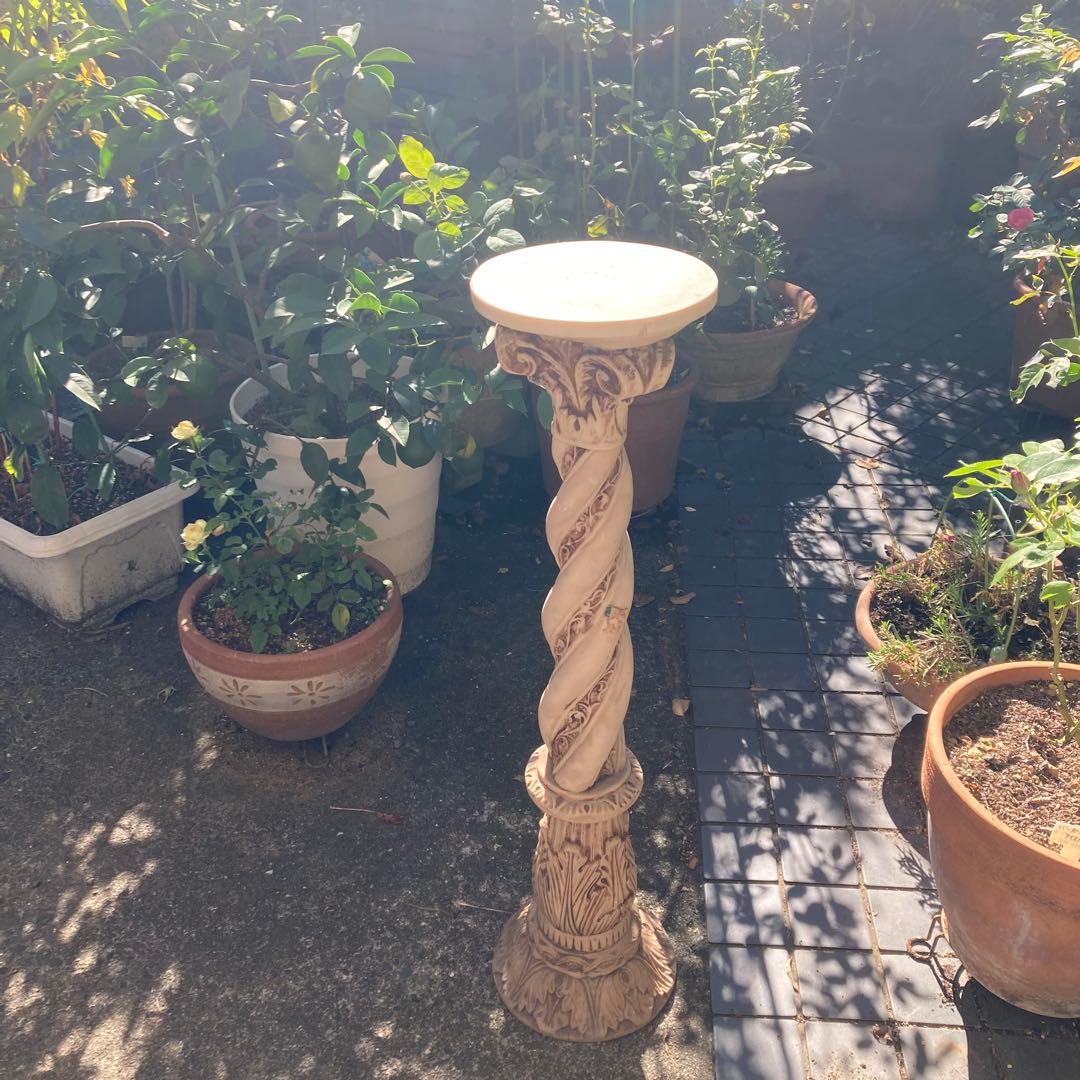 アジアン風？西洋様式 ？　コラムスタンド 花台 飾り台 オブジェ 神殿柱