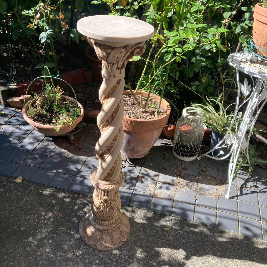 アジアン風？西洋様式 ？　コラムスタンド 花台 飾り台 オブジェ 神殿柱