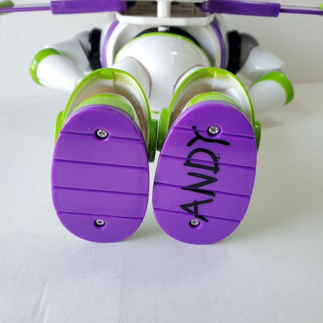 トイ・ストーリー リアルサイズトーキングフィギュア　バズ・ライトイヤー 人形