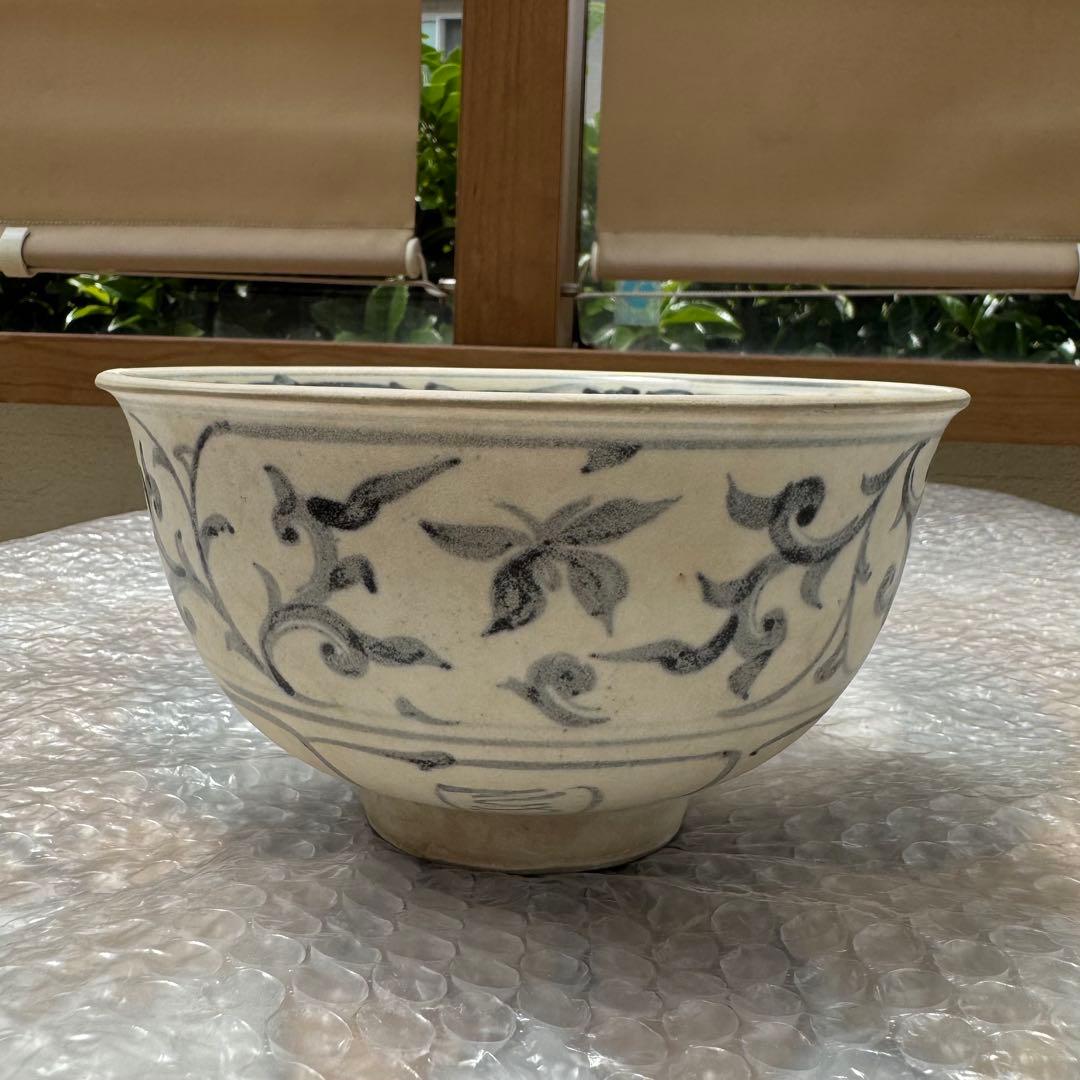 古美術 安南焼 ベトナム 唐草紋染付鉢 茶碗 呉須 陶磁器 骨董 桐箱付