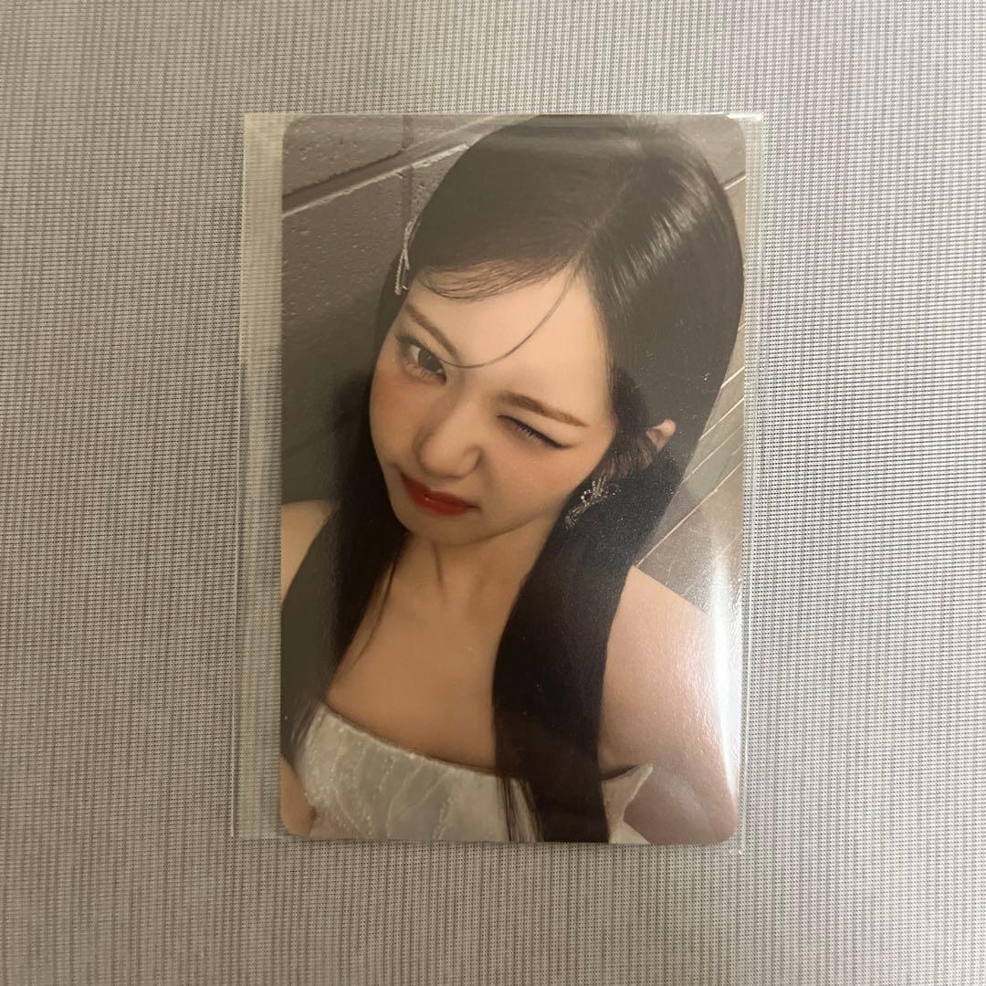 BABY MONSTER ローラ 限定トレカ