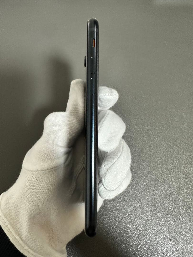 iPhone SE3 第3世代 128GB SIMフリーバッテリー100% 黒