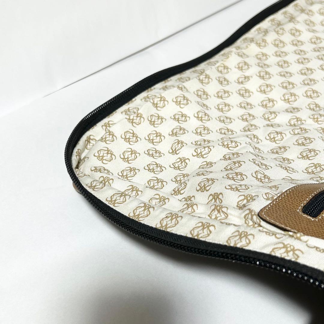 ロエベ メンズ アナグラム ロゴ型押しレザー ガーメントケース ビジネス