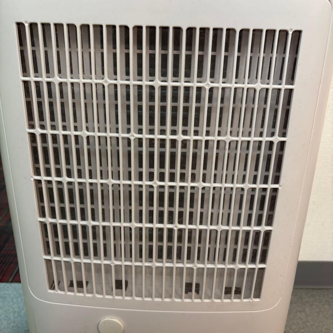 SHARP　シャープ 衣類乾燥除湿機 ‎CV-L120-W 2020年制