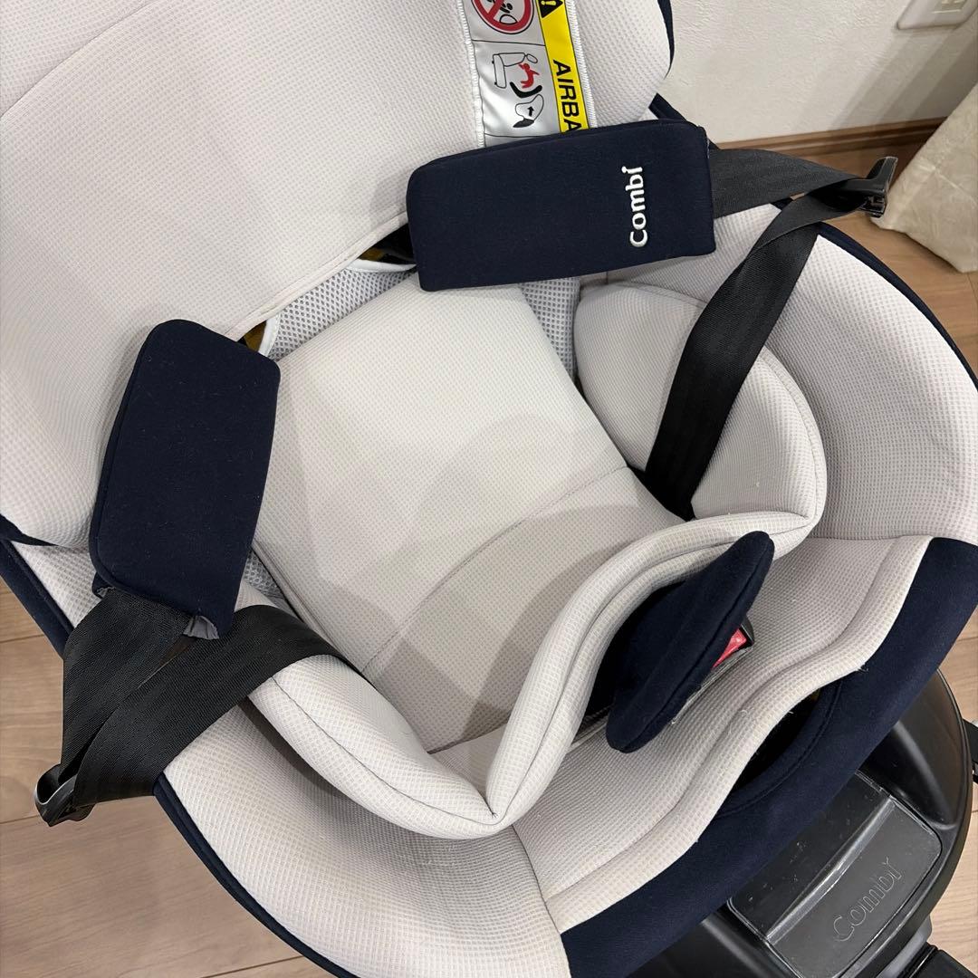 コンビ チャイルドシート クルムーヴスマート　ISOFIX CG-UIG