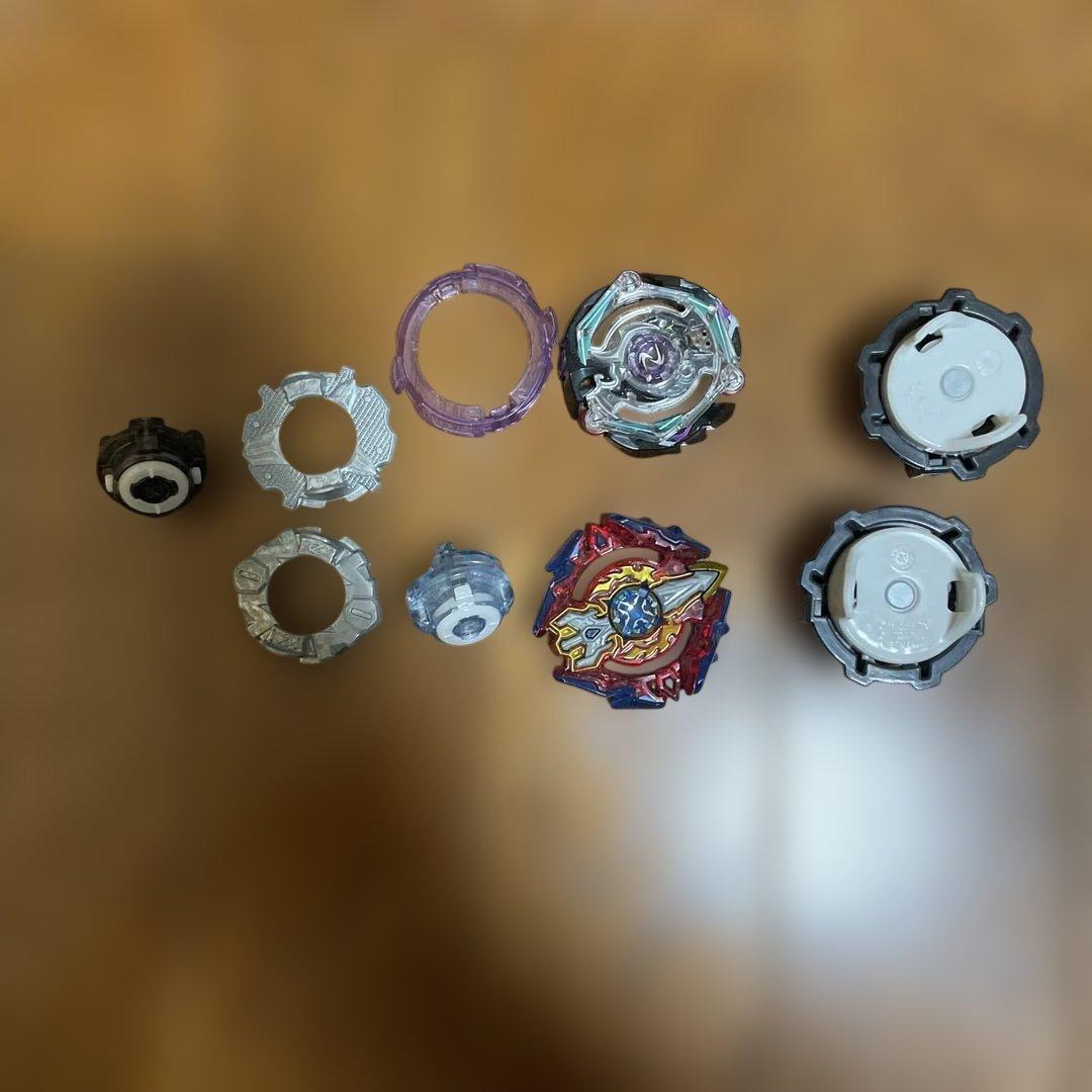 ベイブレードバーストスタジアム ベイブレードバースト神改造セットなど