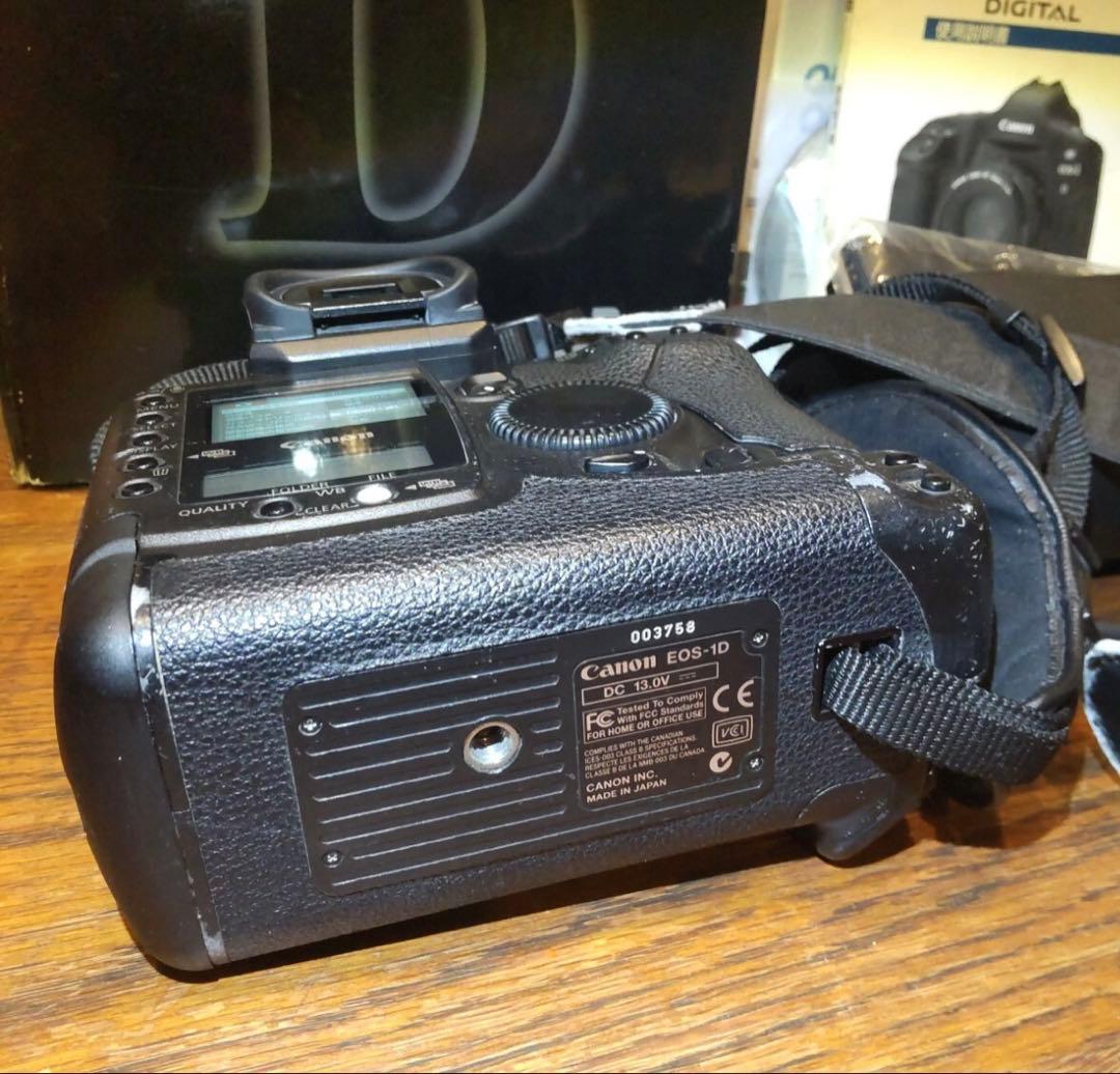 Canon EOS-1D 初代 ccd デジタル一眼レフカメラ