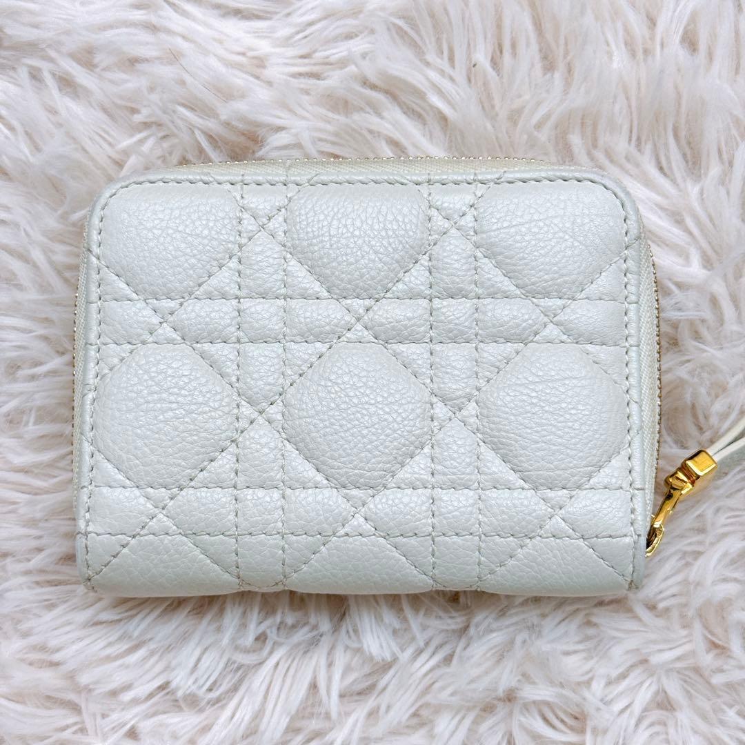 極美品✨ディオール カナージュ カロ キルティング 二つ折り財布 アイボリー