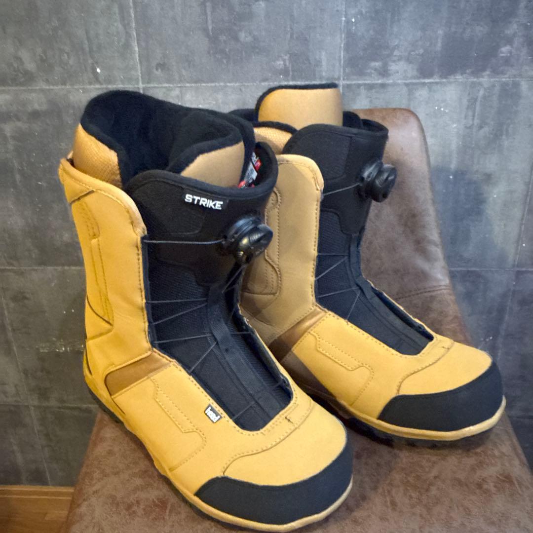 STRIKE スノーボードブーツ BOAシステム