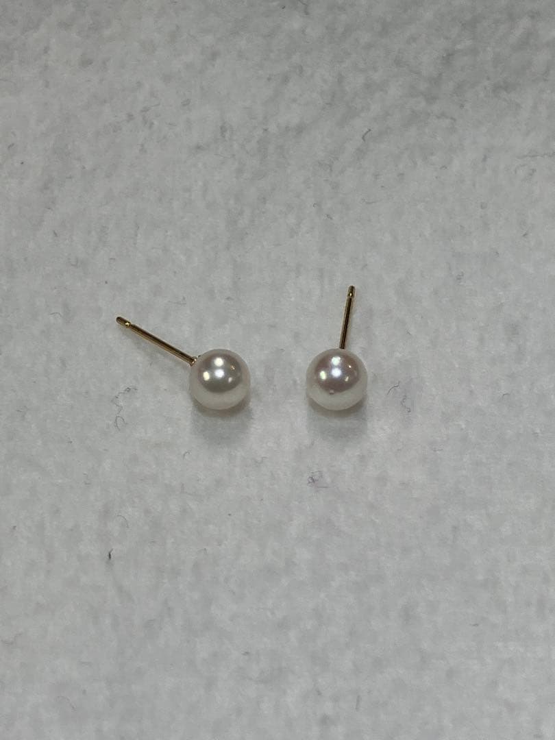 伊勢志摩英虞湾産あこや真珠　5.2 5.3mm パールピアス