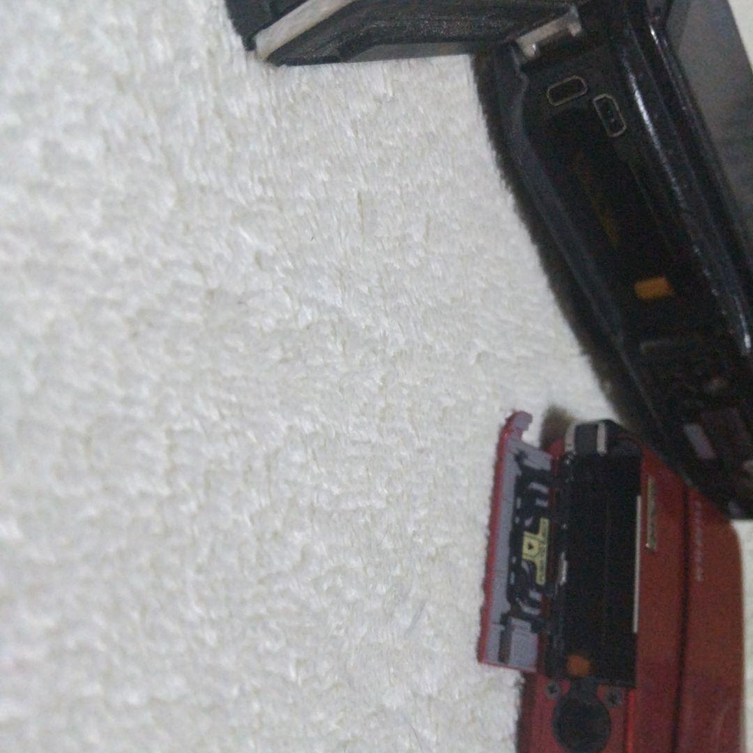 ⭕️ばら売り可♥️動作品２台★富士フイルムz700exr赤★ペンタックスwg3黒