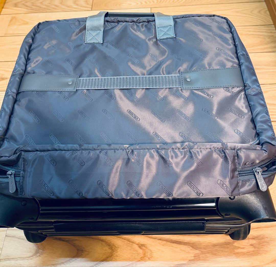 【週末値下】リモワ サルサデラックス2輪 23L 機内ビジネストローリー黒