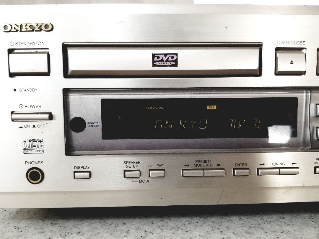 【通電OK送料込】オンキョー DVDプレーヤー AVアンプ DR-90 ジャンク