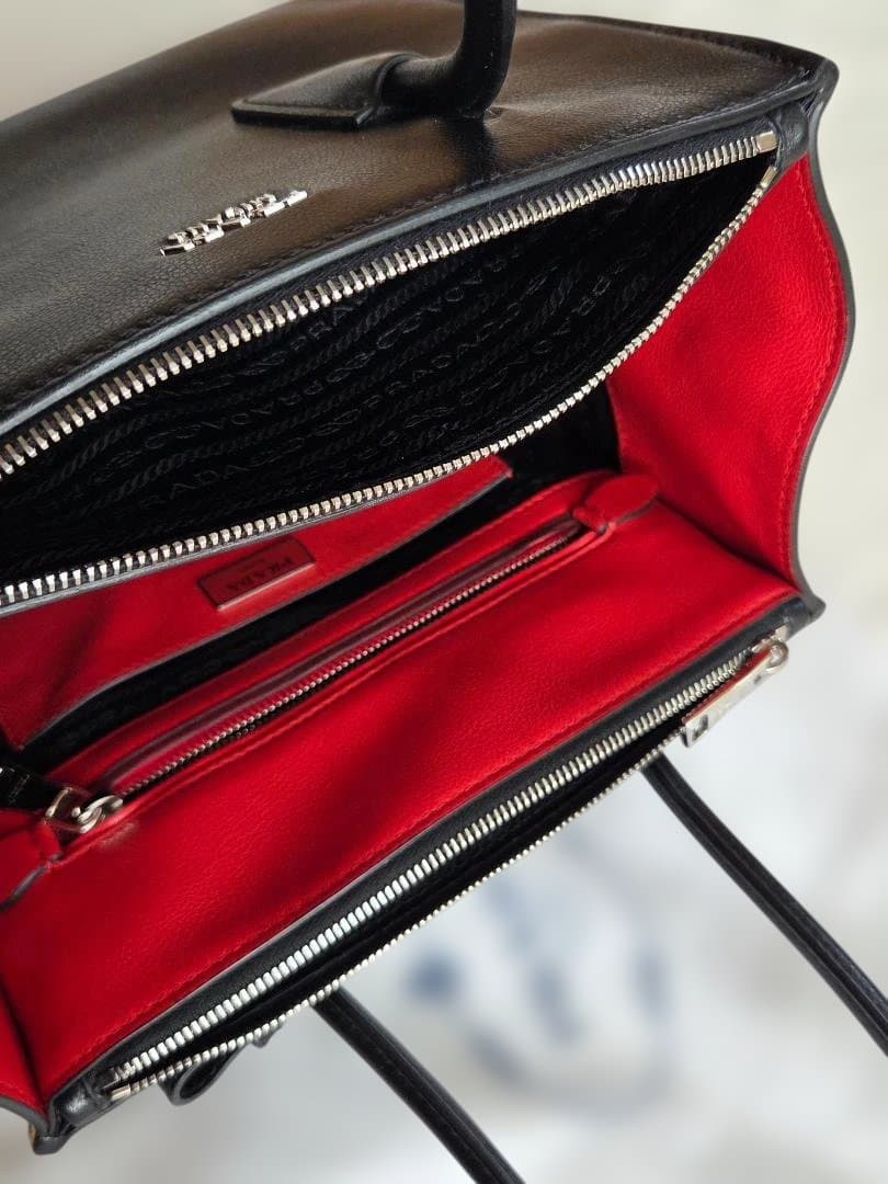 PRADA レザー バッグ ブラック×レオパード