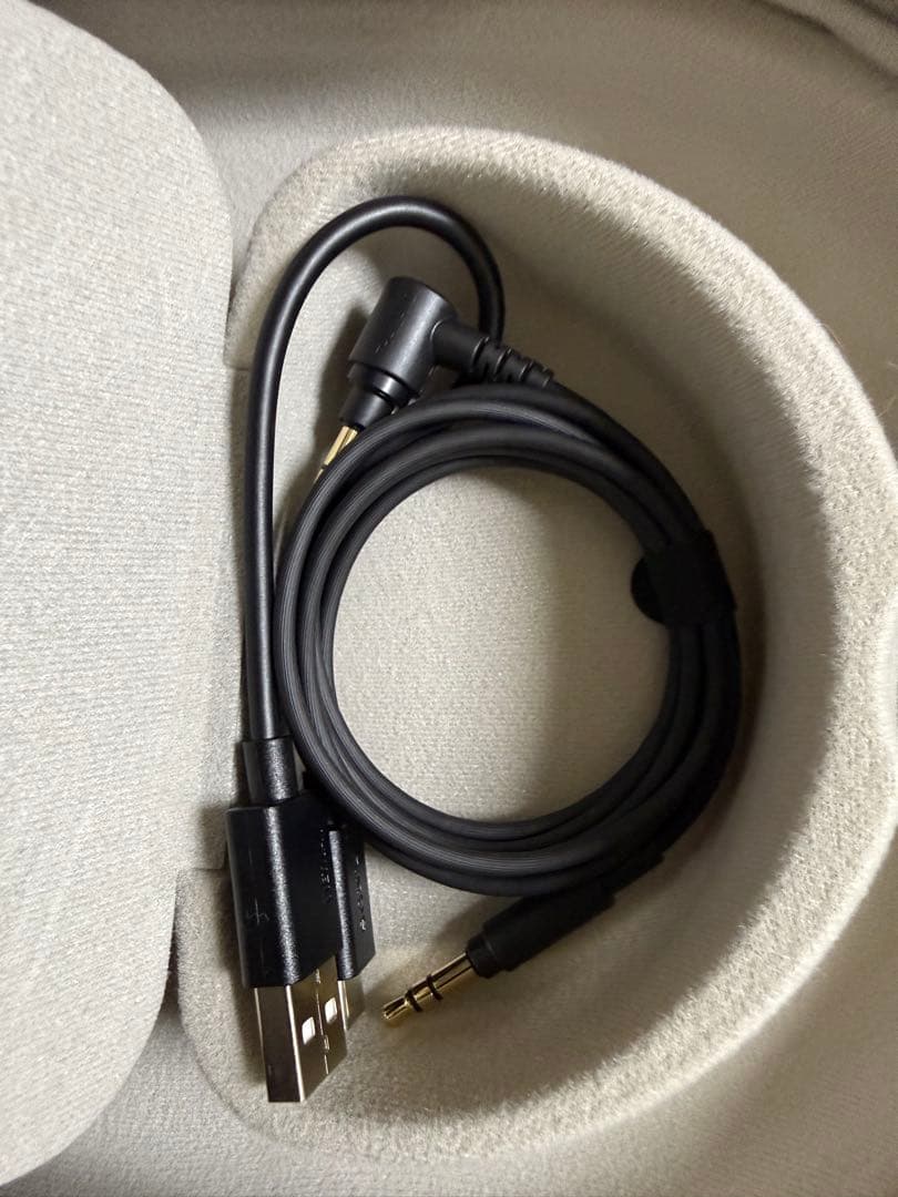 【SONYヘッドホン】WH-1000XM5（プラチナシルバー）