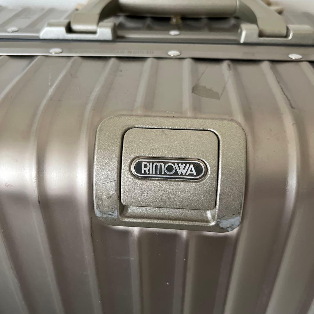 リモワ　トパーズ　チタニウム（約80ℓ）